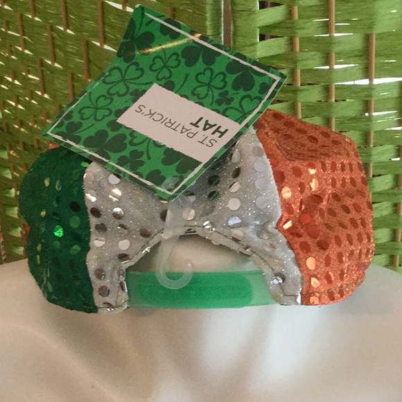 🍀NWT Shamrock Glitter Must Have Fun Baseball Cap - Picture 3 of 7